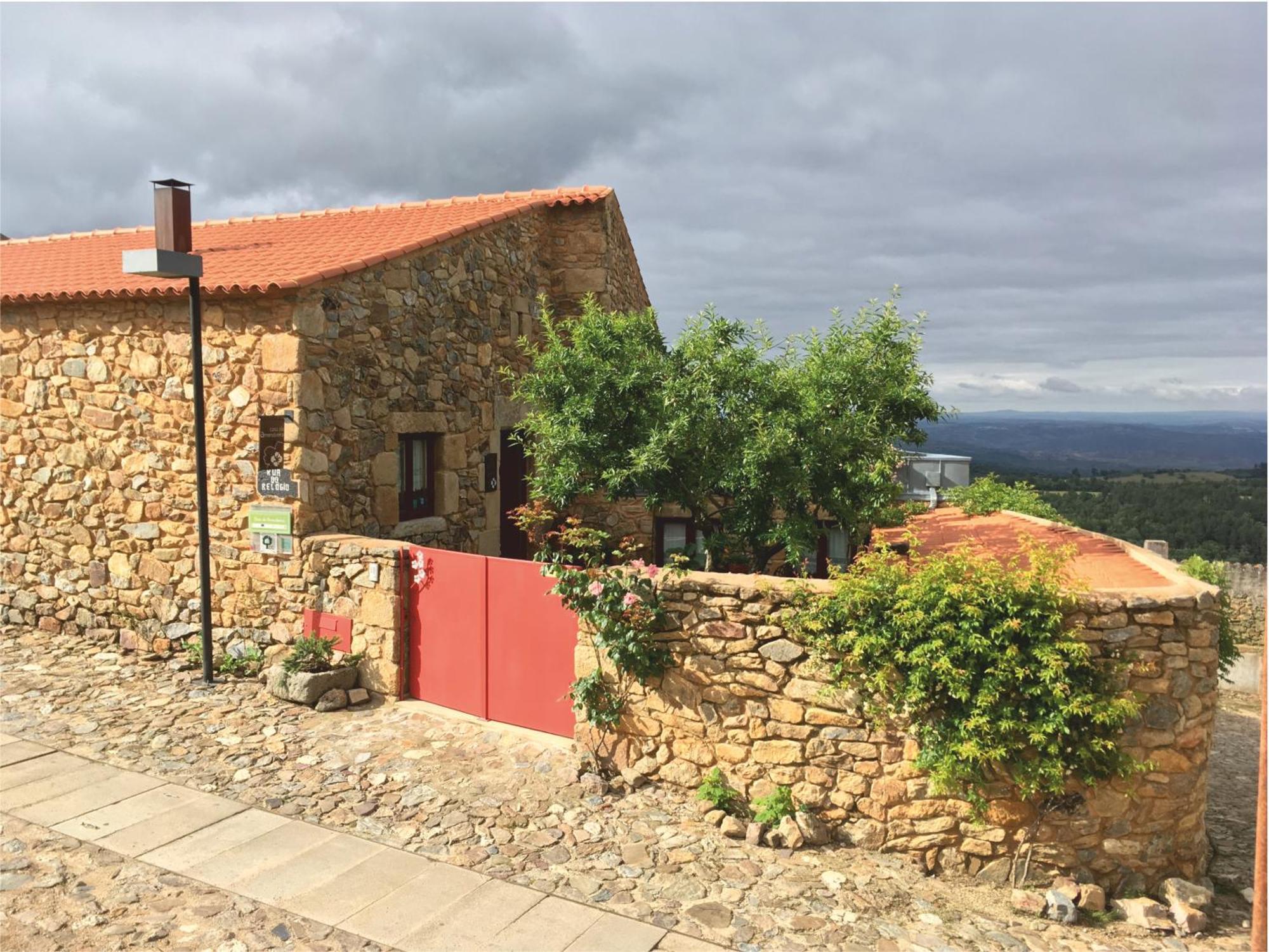 ホテル Casa Da Amendoeira カステロ・ロドリゴ エクステリア 写真